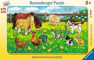 Ravensburger Bauernhoftiere auf der Wiese