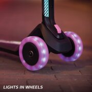 BERG Nexo Scooter klappbar Lights Magnet-deck lime