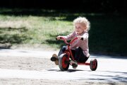 Winther MINI Easy Rider Dreirad – Kinderfahrzeug für 2-4 Jahre, niedrige Sitzhöhe, anatomisch geformter Sitz, Chopper-Lenker