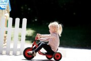Winther MINI Easy Rider Dreirad – Kinderfahrzeug für 2-4 Jahre, niedrige Sitzhöhe, anatomisch geformter Sitz, Chopper-Lenker