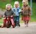 Winther MINI Scooter – Stabiler Schiebedreirad für Kinder 1-3 Jahre – Fördert Balance und Bewegungsfreude