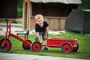 Winther VIKING Dreirad Mittel für Kinder (3-6 Jahre) – Hochwertiges Kinderfahrzeug mit Anhängerkupplung