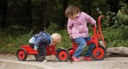Winther VIKING Dreirad Mittel für Kinder (3-6 Jahre) – Hochwertiges Kinderfahrzeug mit Anhängerkupplung