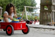 Winther VIKING Winther Multi-Anhänger mit Wanne - Der robuste Anhänger für kreative Transporte 3 -12 Jahre